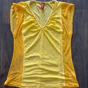 Apple-bottoms Women's Yellow Crop-top